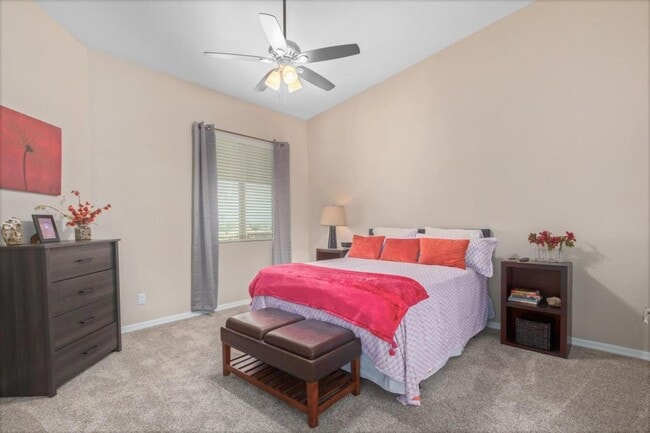 Building Photo - 10136 E Southern Ave