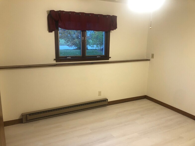 Building Photo - 309 Olsen St