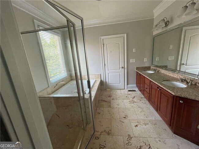 Building Photo - 8730 Sawgrass Way