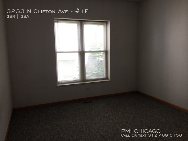 Building Photo - 3233 N Clifton Ave
