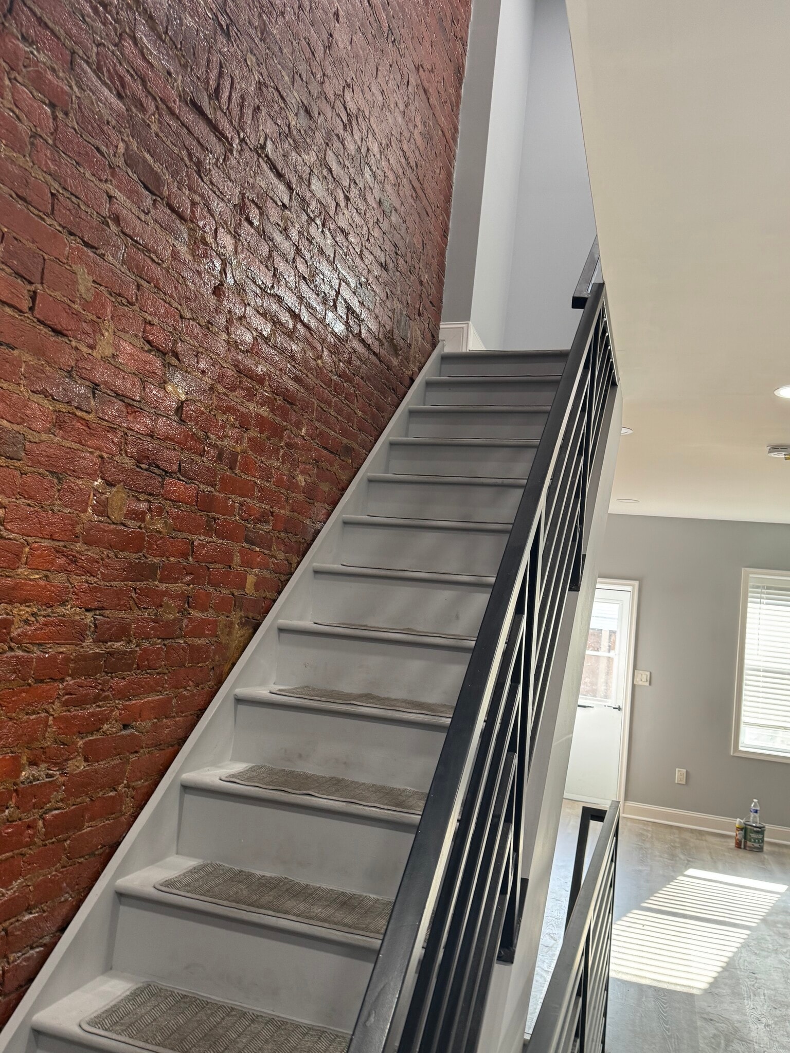 Building Photo - 2632 N Howard St