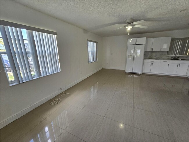Primary Photo - 17240 NW 52nd Ave