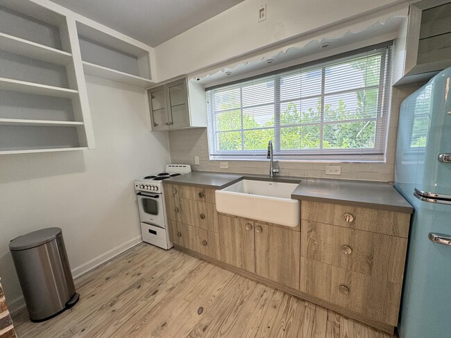 Building Photo - 210 Ocean Breeze