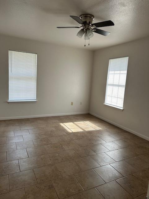 Building Photo - 711 Willowood