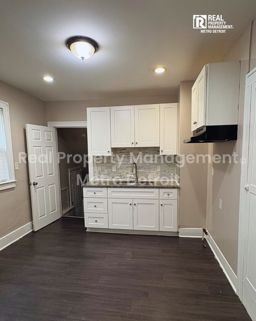 Building Photo - 18928 Stoepel St