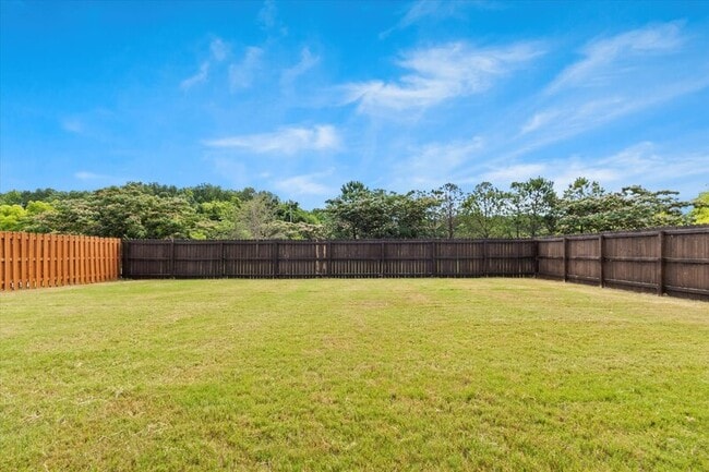 Building Photo - 292 Abercorn Dr