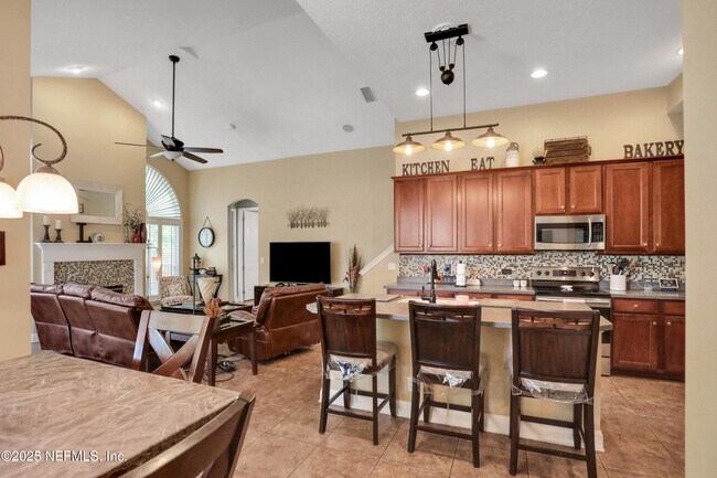 Building Photo - 8000 Hampton Park Blvd E