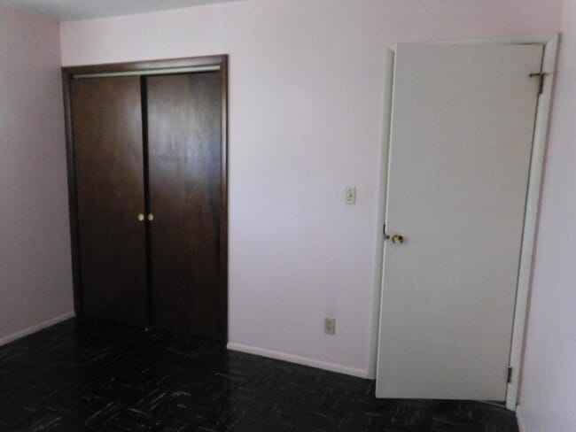 Building Photo - 56 Wilmette Ln