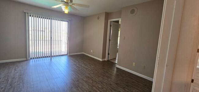 Building Photo - UNFURNISHED GREAT SINGLE FAMILY HOME WITH VIEWS & POOL IN BACKYARD