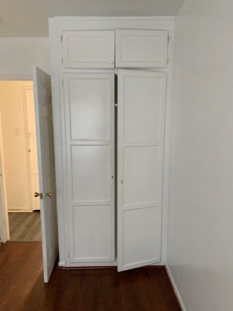 Building Photo - 1514 W 204th St