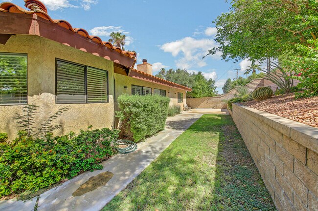 Building Photo - 79825 Camelback Dr