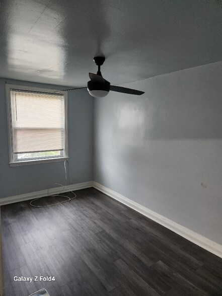 Building Photo - 3317 Ingleside Ave