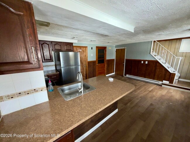 Building Photo - 41 Drummond St