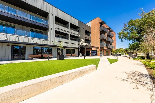 Building Photo - 4510 Terry-O Ln