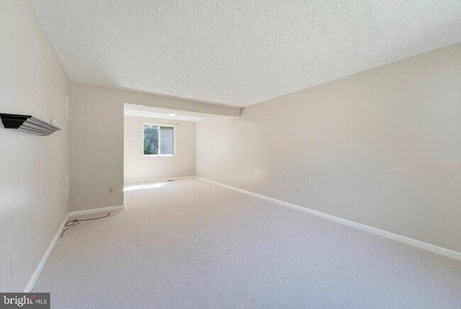 Building Photo - 8467 Magic Tree Ct