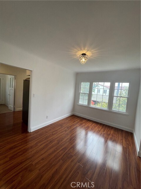 Building Photo - 815 E 36th St