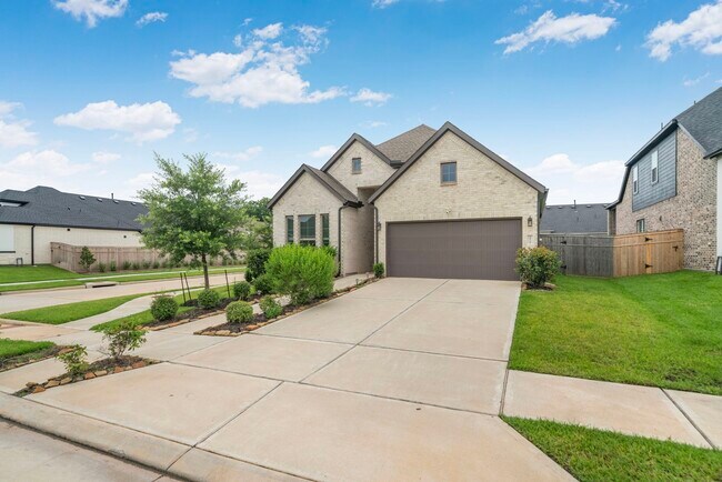 Building Photo - 10718 Blossom River Dr