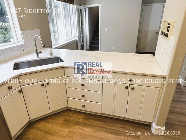Building Photo - 5687 Ridgetop Ct