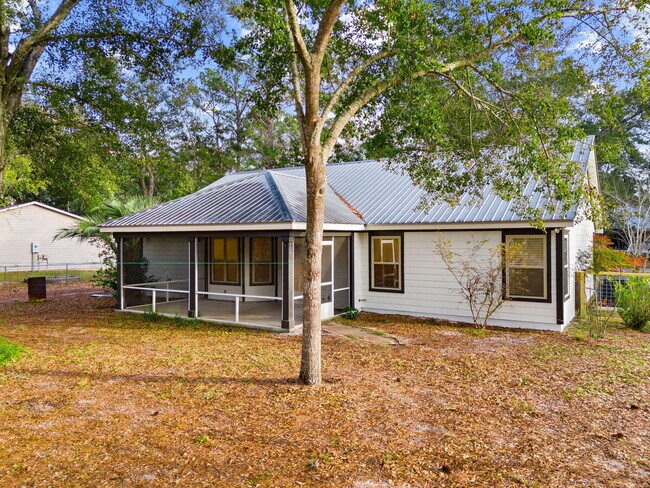 Building Photo - 71 Eventide Ln