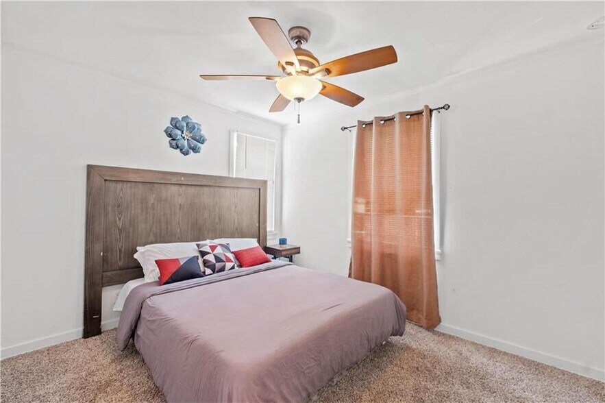 Building Photo - 1738 Duke Rd