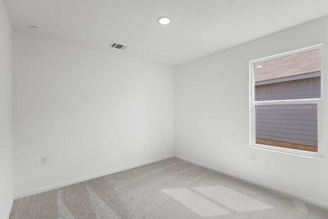 Building Photo - 1003 Beck Ter