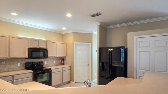 Building Photo - 1831 Barrington Cir