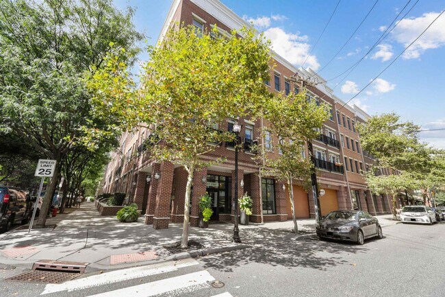 Building Photo - 126 Dudley St
