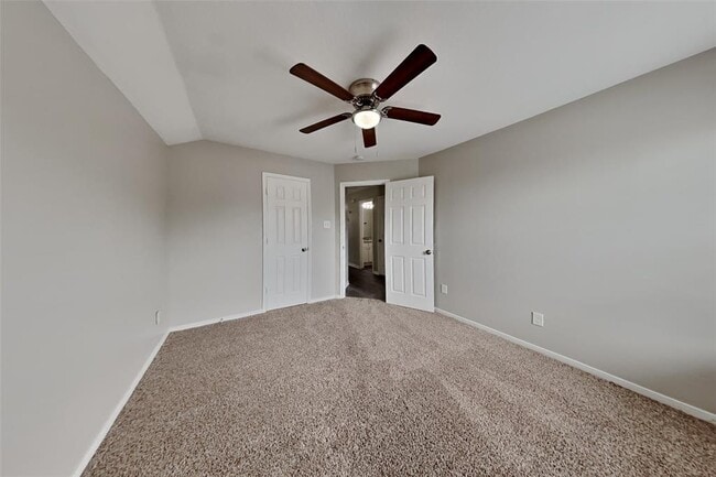 Building Photo - 2331 Trotter Dr