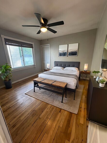 Building Photo - 1525 Wyandotte Ave