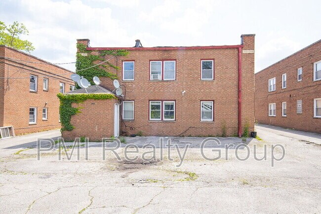 Building Photo - 1520 Coventry Rd