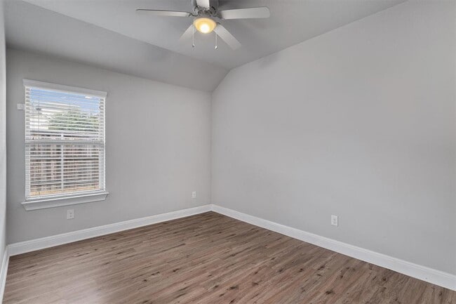 Building Photo - 457 Red Matador Ln