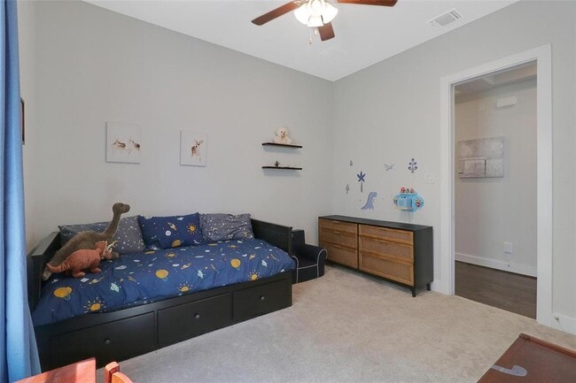 Building Photo - 702 Tomichi Trl