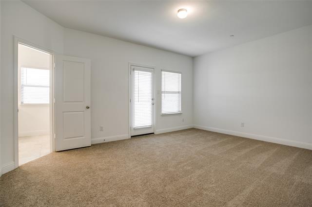 Building Photo - 4809 Pasadena Dr
