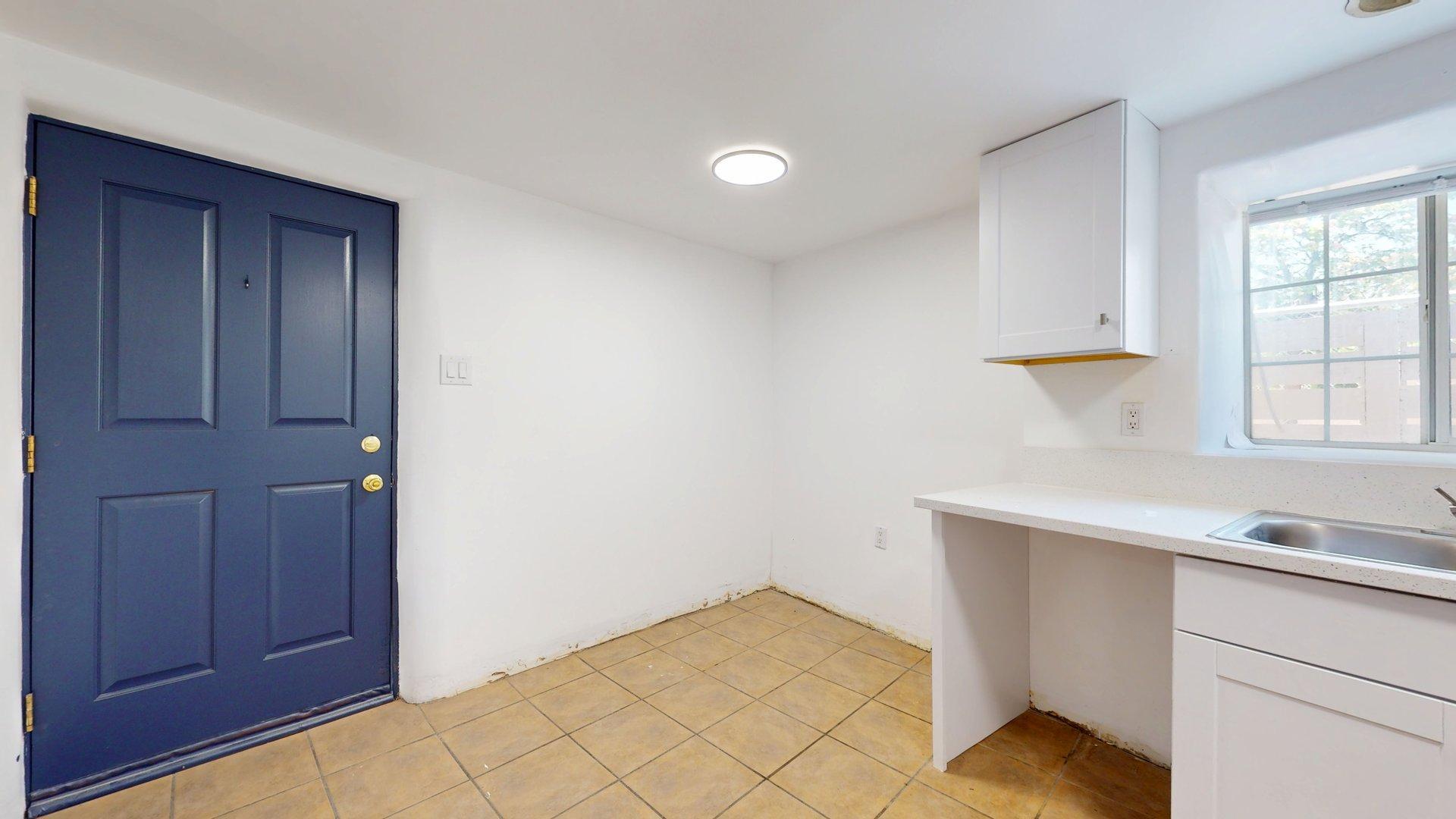 Building Photo - 1207 Barelas St SW