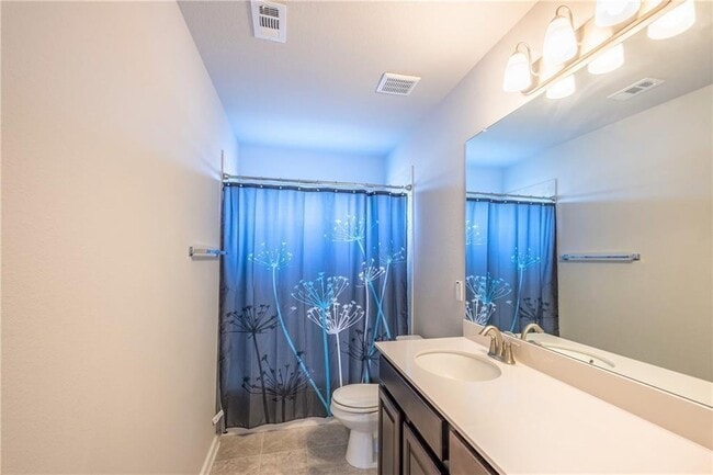 Building Photo - 5501 Bonneville Bend