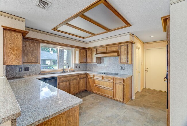 Building Photo - 3647 Marywood Dr