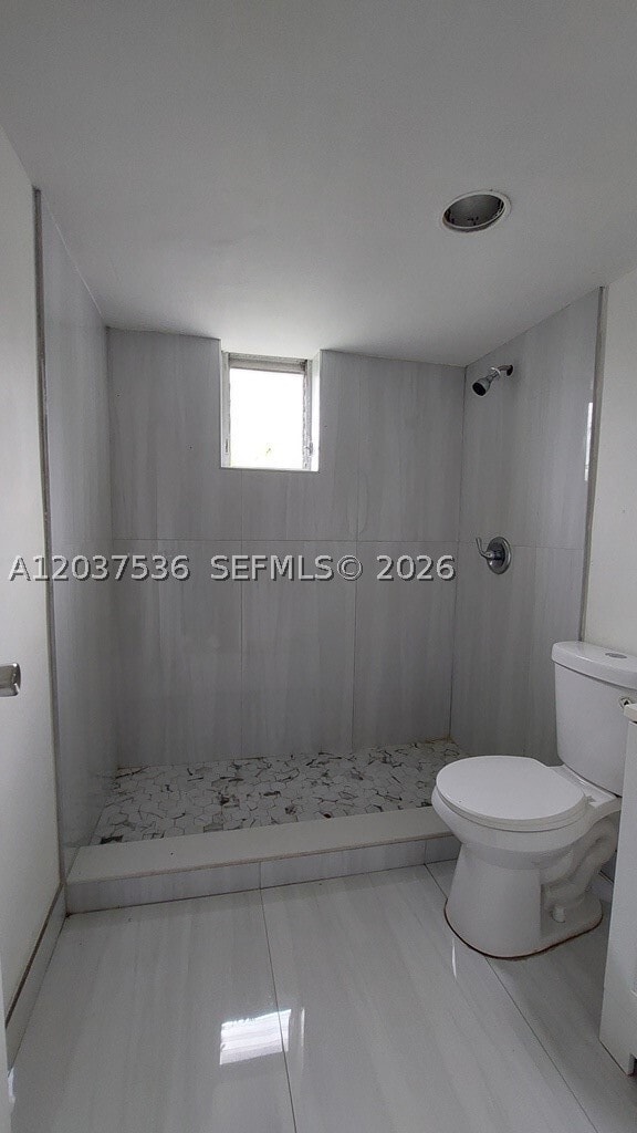 Building Photo - 6151 SW 35th St