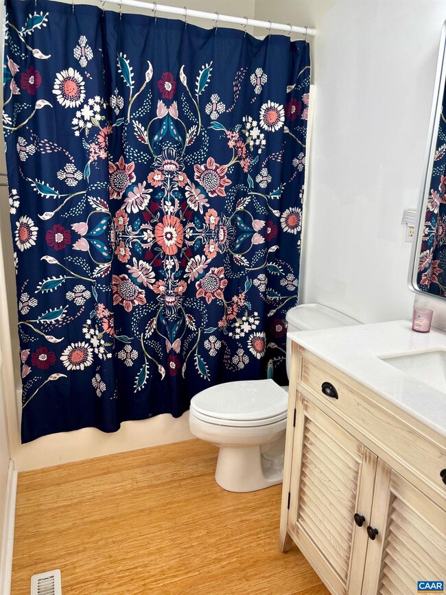 Building Photo - 292 Blackthorn Ln