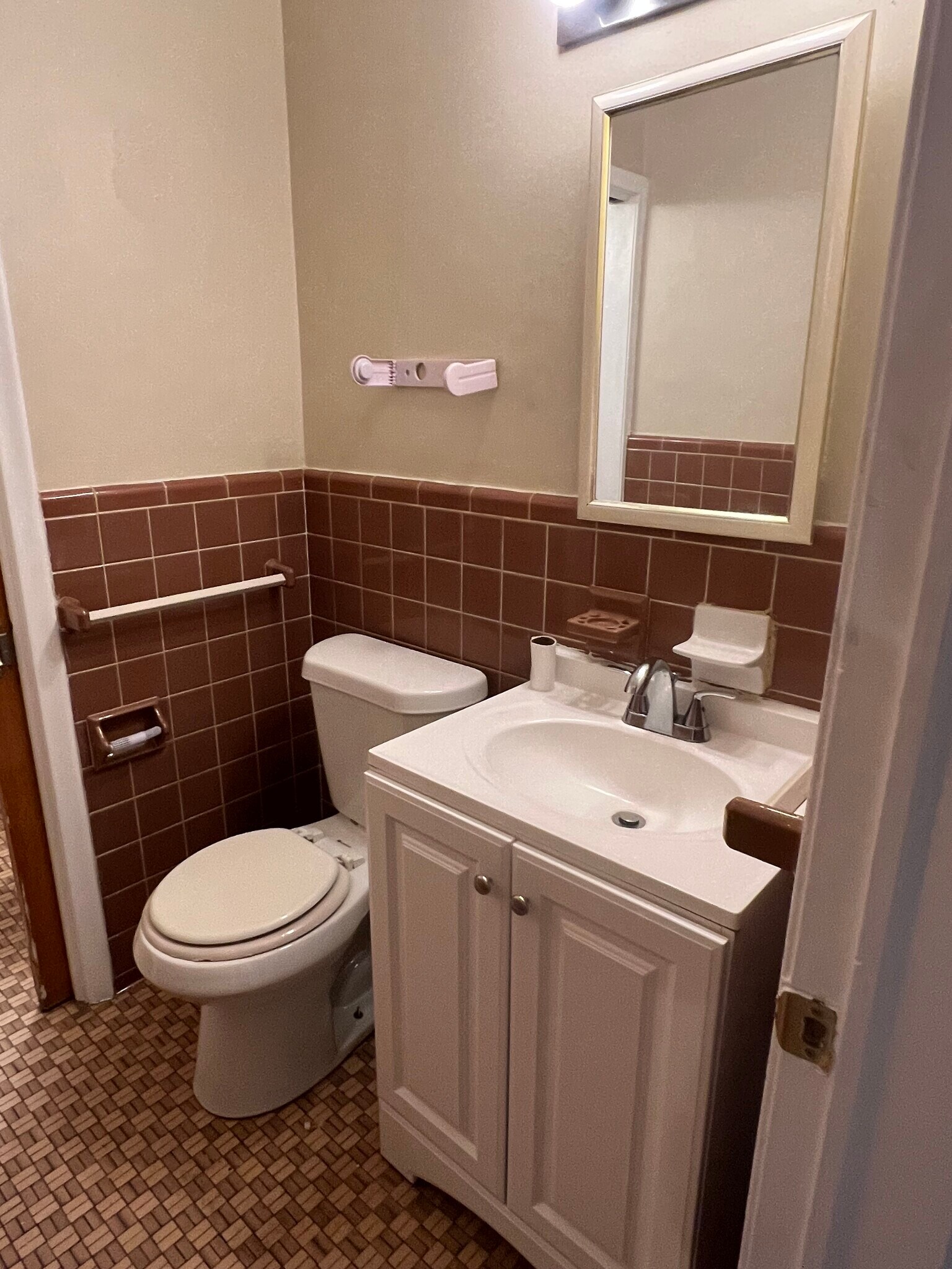 Building Photo - 13740 Pearson St