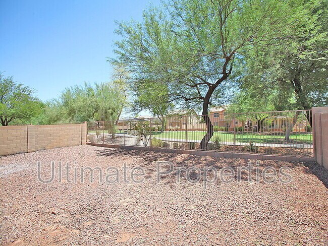 Building Photo - 981 S 242nd Dr