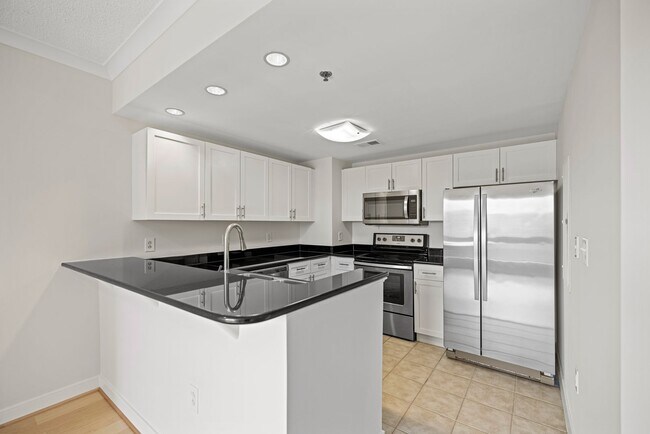 Building Photo - 777 7th St NW