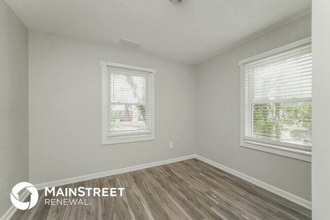 Building Photo - 2824 Beech Nut Rd