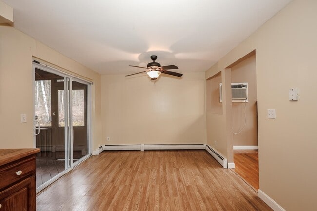 Building Photo - 81 Orchard Path Rd