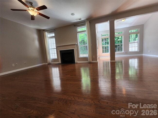 Building Photo - 3226 Park South Station Blvd