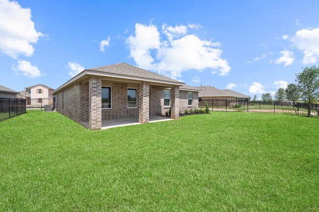 Building Photo - 3085 Emerald Ocean Dr