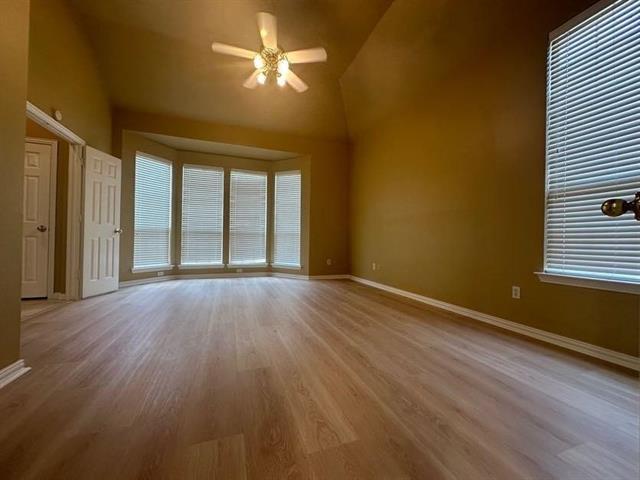 Building Photo - 3876 Ridgelake Ct