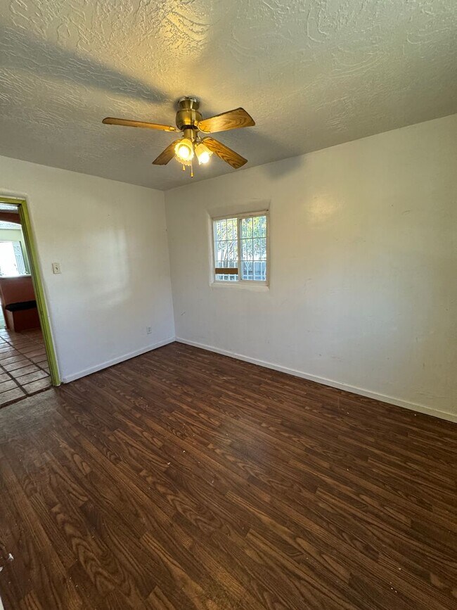 Building Photo - 334 Charleston St SE