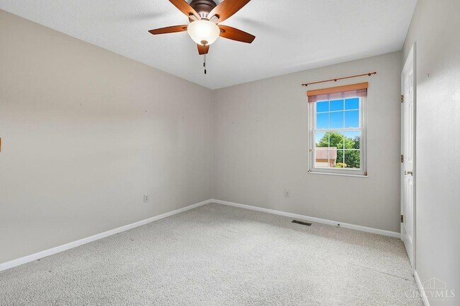 Building Photo - 6671 Foxfield Dr