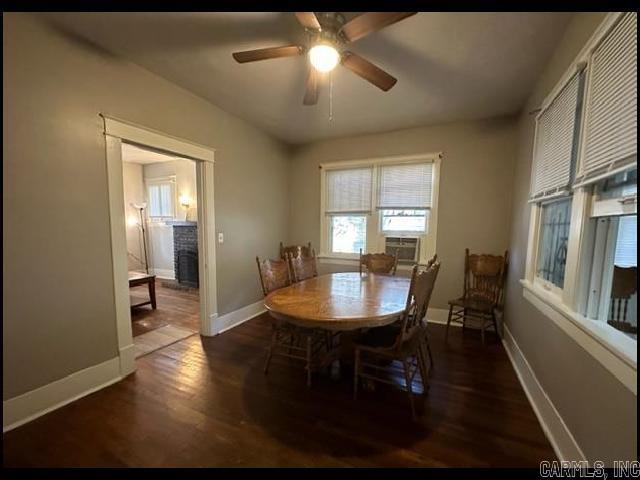 Building Photo - 2815 W Capitol Ave