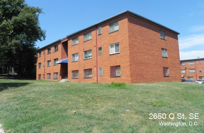 Main Photo - 2650 Q St SE